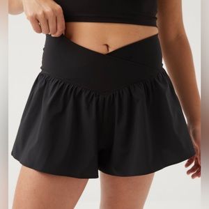 Aerie black real me crossover flowy short